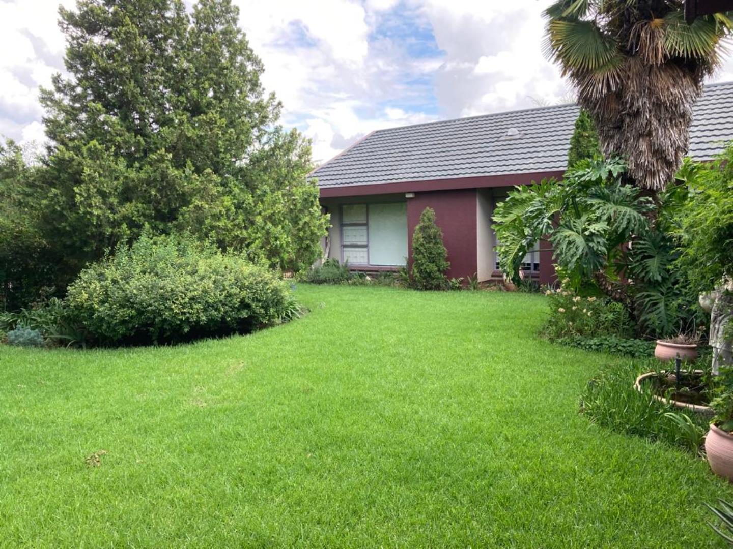 4 Bedroom House for Sale - North West